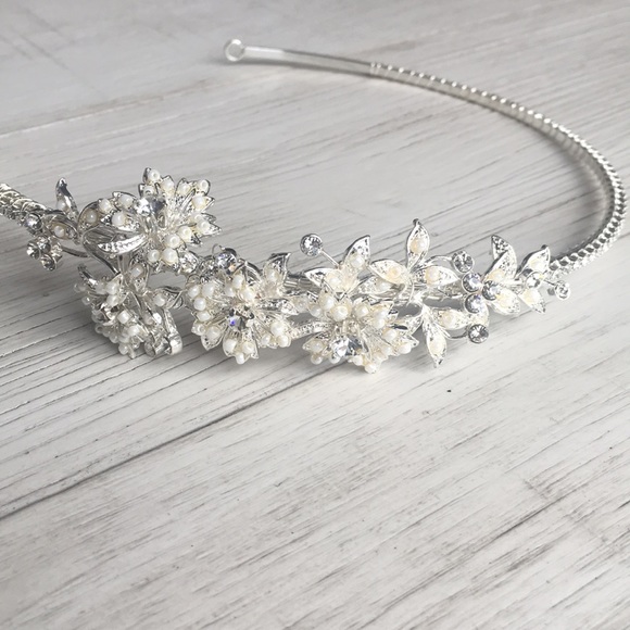 David's Bridal Headpiece/Head band - Picture 3 of 4